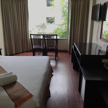 The Imperial Home Hotel Pak Kret Eksteriør bilde