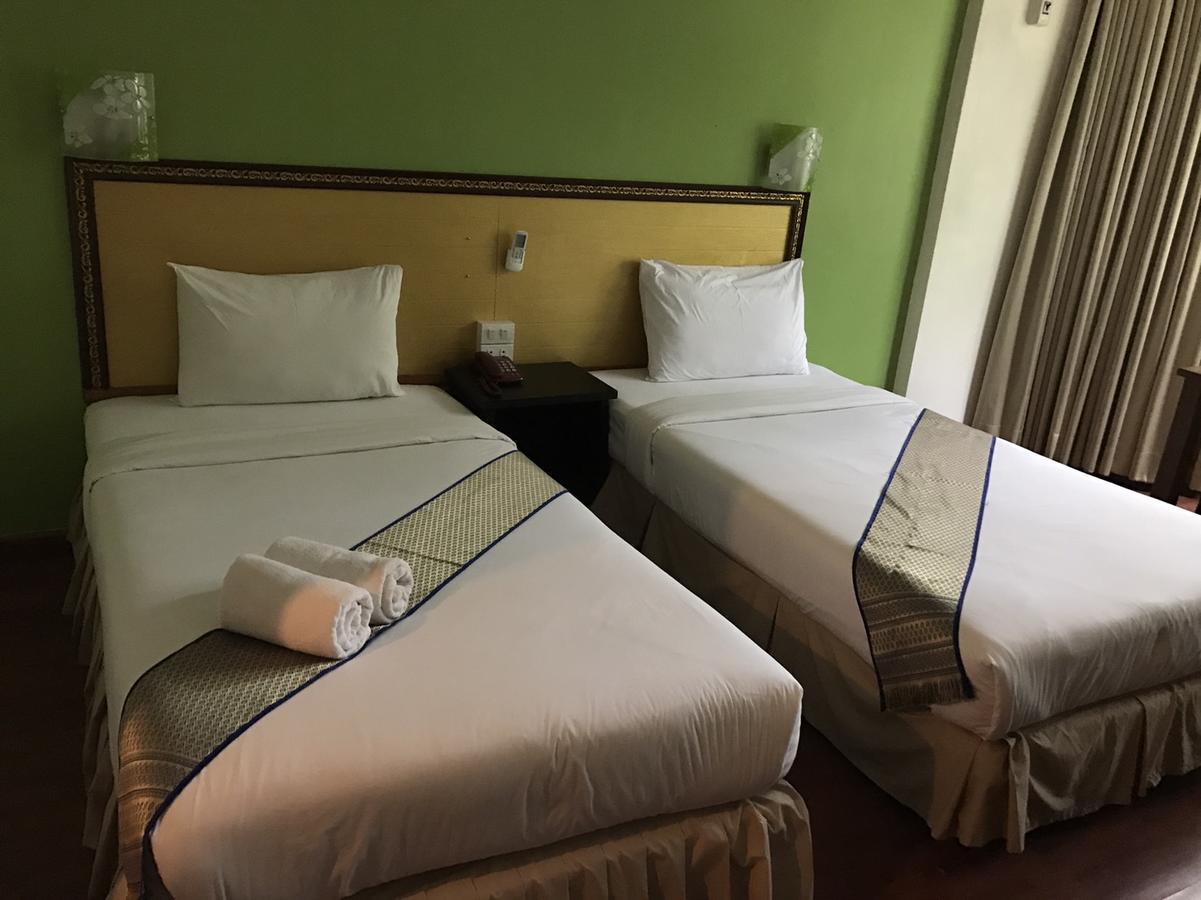 The Imperial Home Hotel Pak Kret Eksteriør bilde