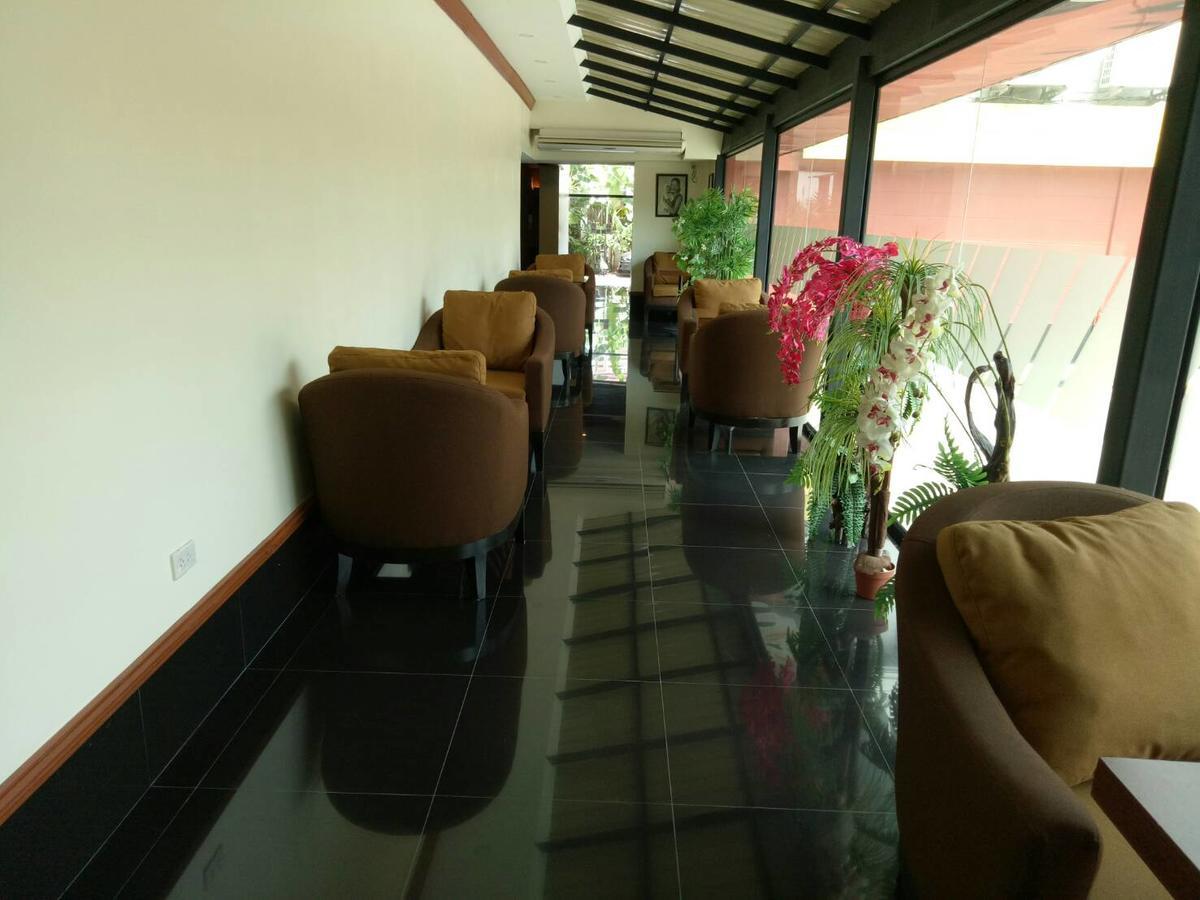 The Imperial Home Hotel Pak Kret Eksteriør bilde