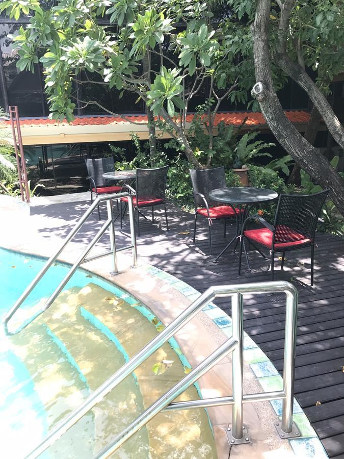 The Imperial Home Hotel Pak Kret Eksteriør bilde