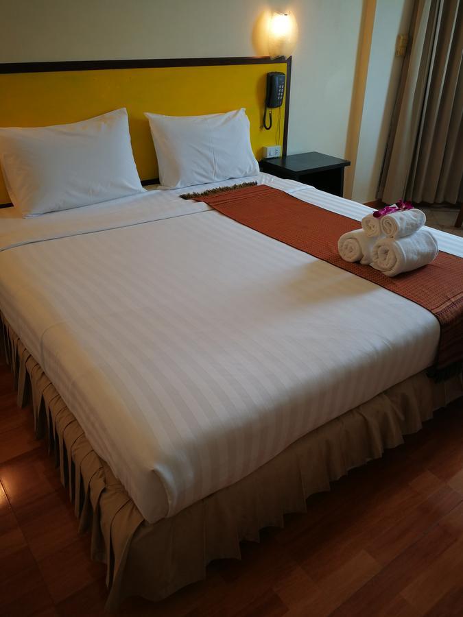 The Imperial Home Hotel Pak Kret Eksteriør bilde